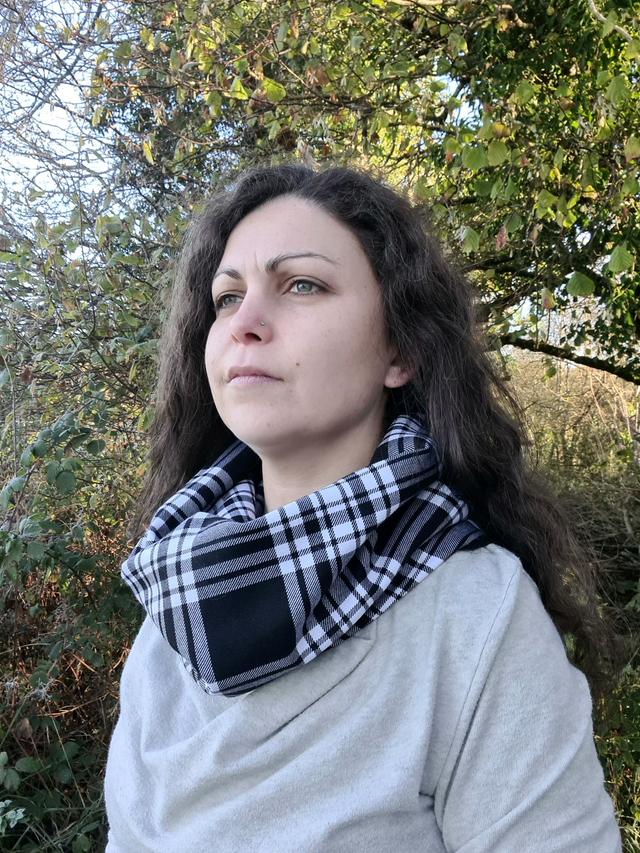 Maxi tour de cou Menzies Black and White