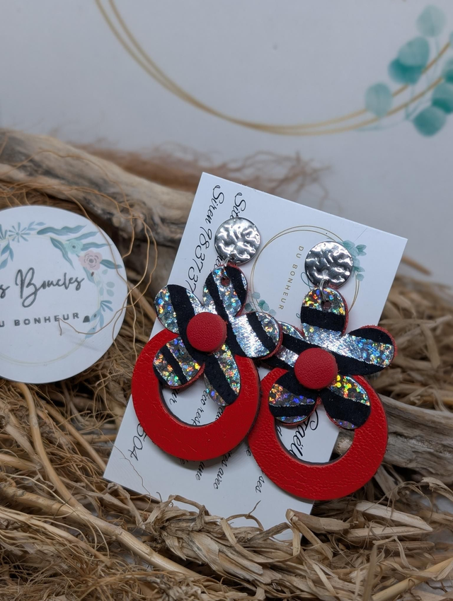 Boucles d&#039;oreilles baby Marguerite rouge zèbre argenté bm1146