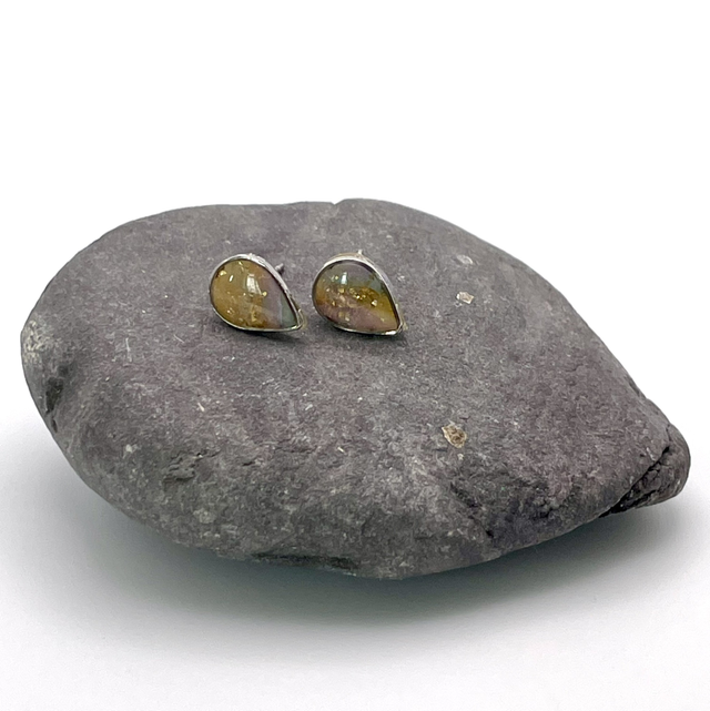 Droplet studs 