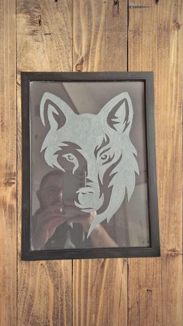 Loup graver sur verre
