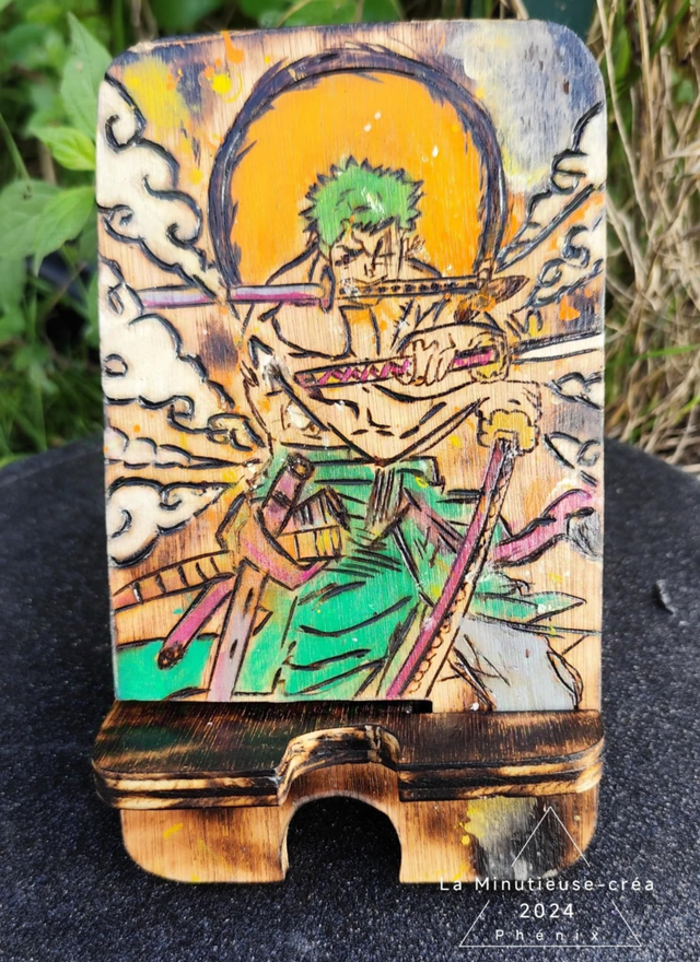 SUPPORT DE CHARGE TELEPHONE ZORO ONE PIECE