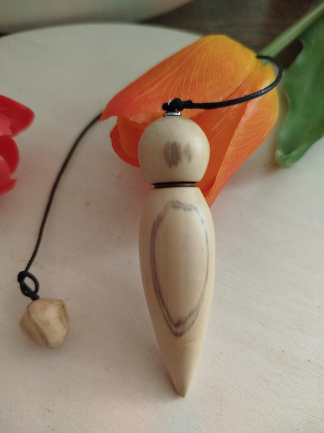 🌿 Pendule artisanal en bois de buis