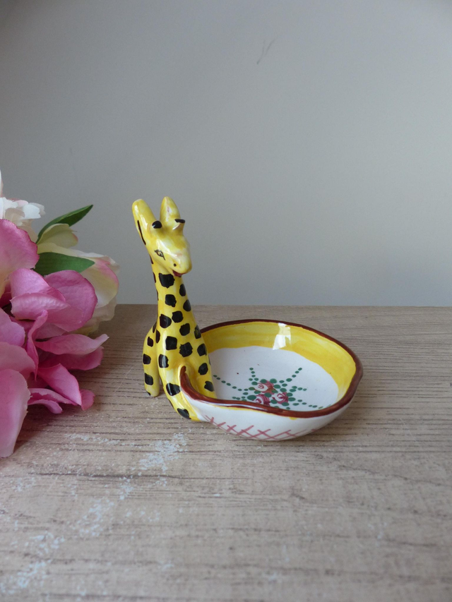 Petit vide poche girafe en céramique Deruta peint main Italie, girafe coupelle décoration chambre enfant, savane afrique, collection girafes