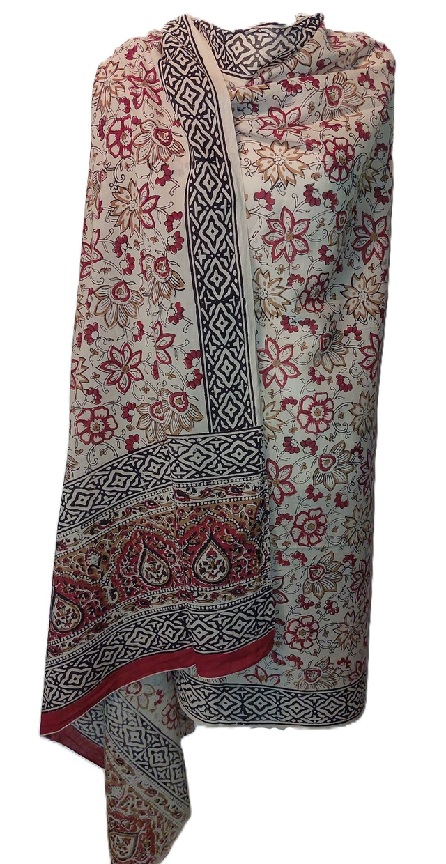 Grand châle - Coton voile - Teintures naturelles et impression artisanale - Motif floral beige, rouge, noir - Slow fashion - Femme éthique