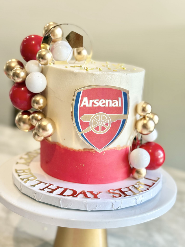 Arsenal Football Birthday Cake