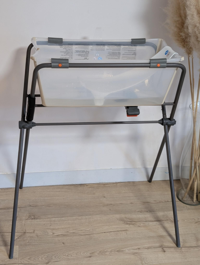 Baignoire Stokke Flexi Bath, support et support nouveau-né - Prix neuf : 142 euros