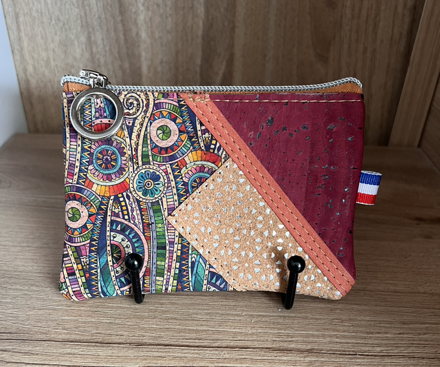 Porte monnaie « psyché » bordeaux dentelle métallique 