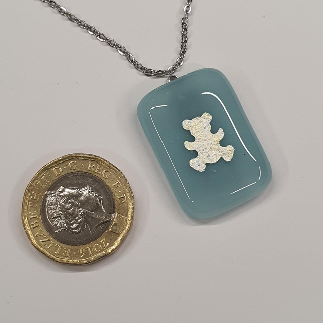 Blue silver Teddy bear pendant NEW 