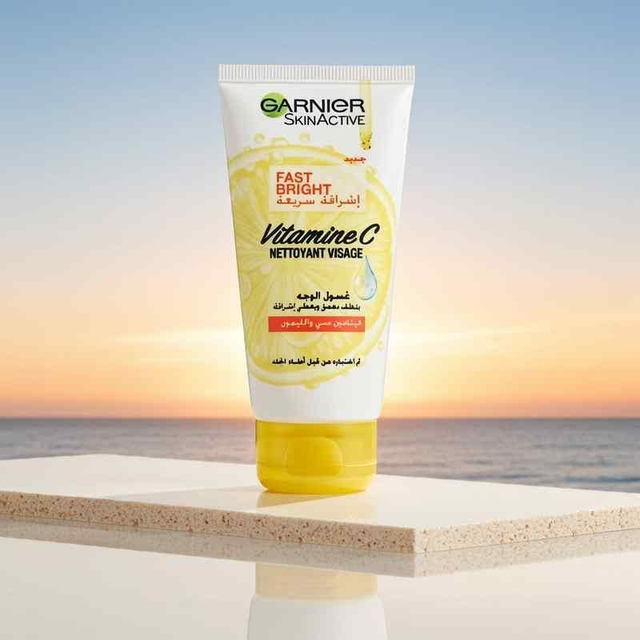 Garnier Fast Bright Vitamin C Face Cleanser – 50ml 