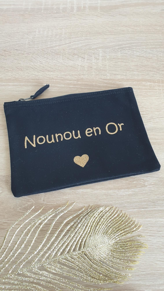Pochette noire Nounou