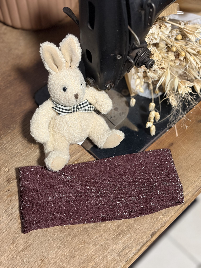 Bandeau aubergine pailleté