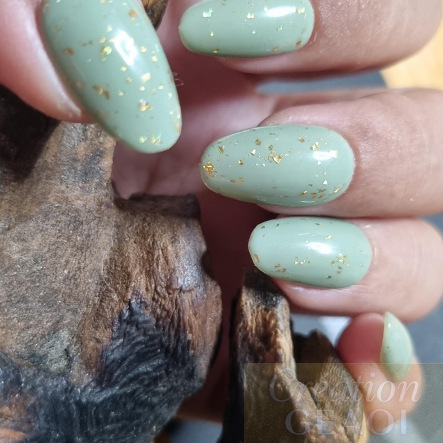 Emeraude d or little Rond S créer a la commande délai de 7 jours