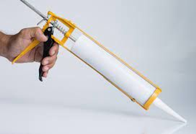 Caulk / Mastic Gun