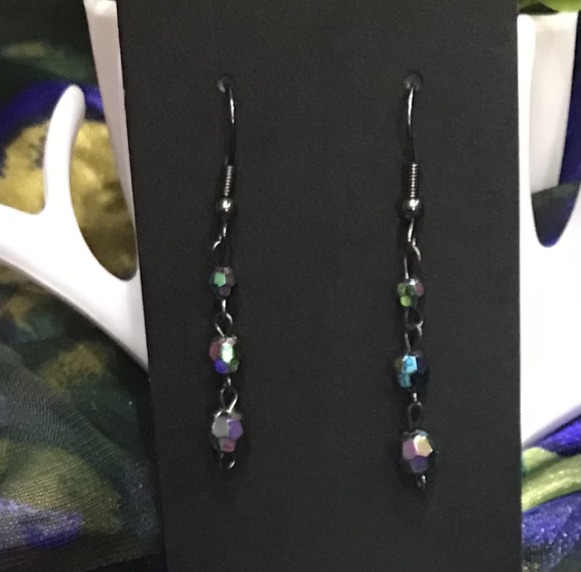 Mixed Purple Dangling Earrings- MPDE01