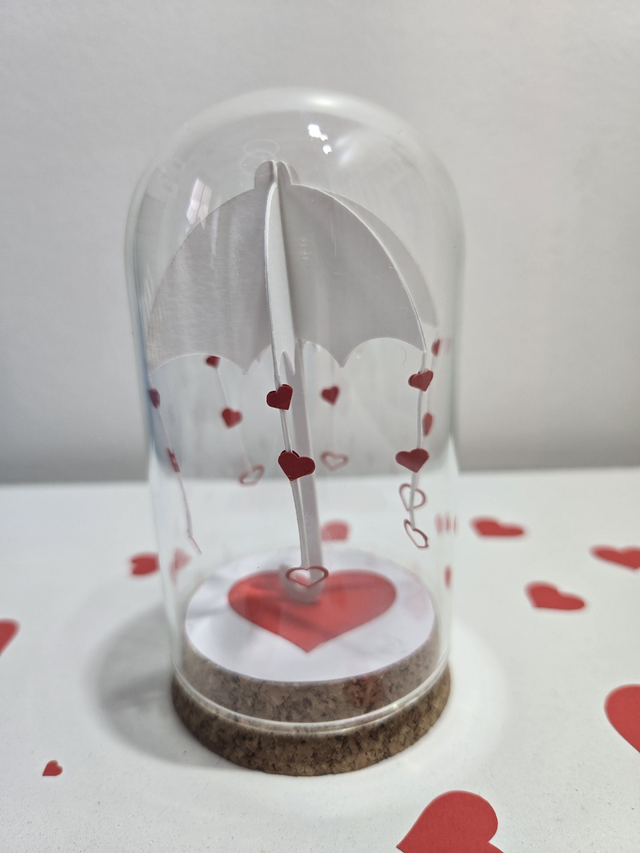 Coup de Foudre – Cadeau Romantique Sous Cloche de Verre