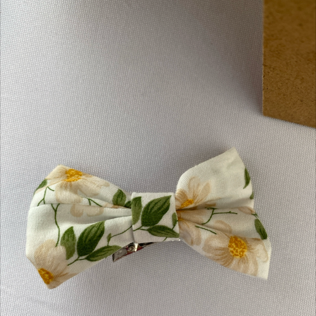 Daisy mini bow 