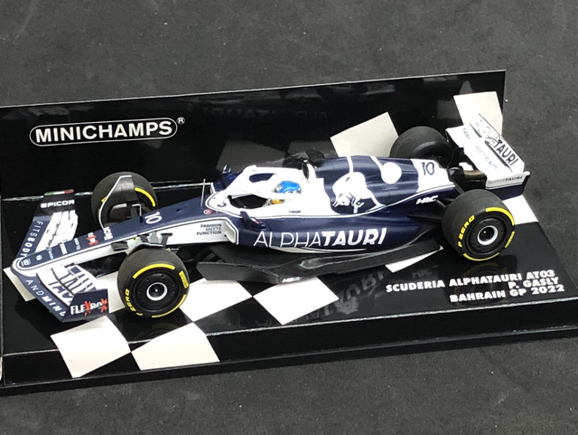 Alphatauri AT03 Bahrain GP 2022 P. Gasly Minichamps 1:43 Formel 1