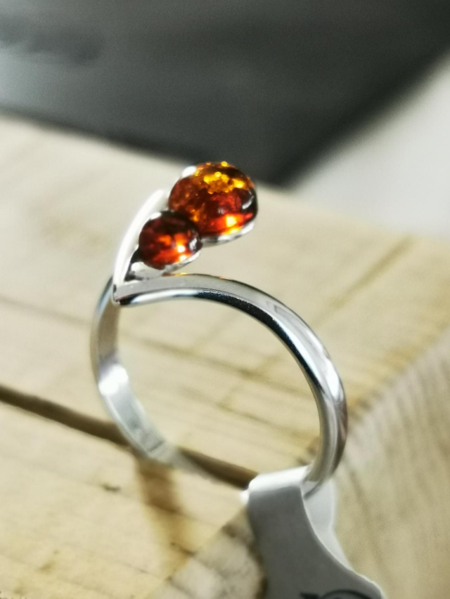 Bague argent 925/1000 et ambre taille 56