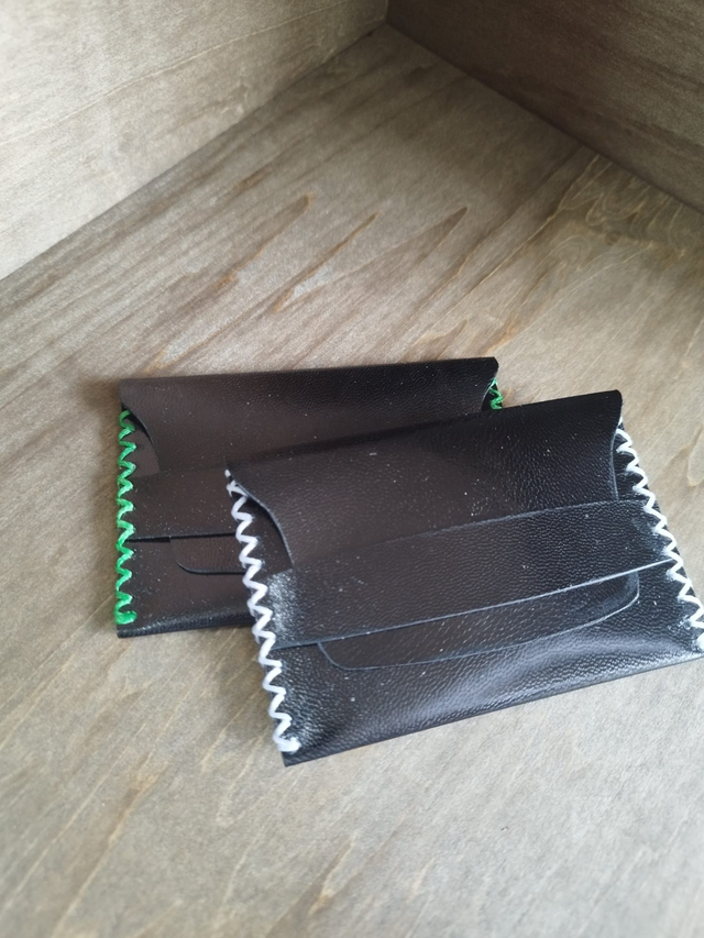 Petite pochette porte-carte noire