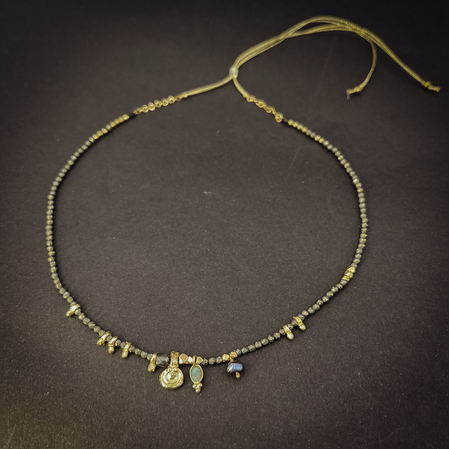 Collier &quot;Rivière&quot; de pyrite