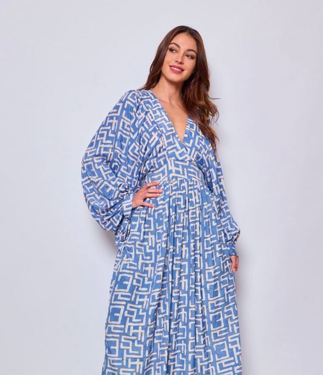 66-9. Robe longue bohème smockée