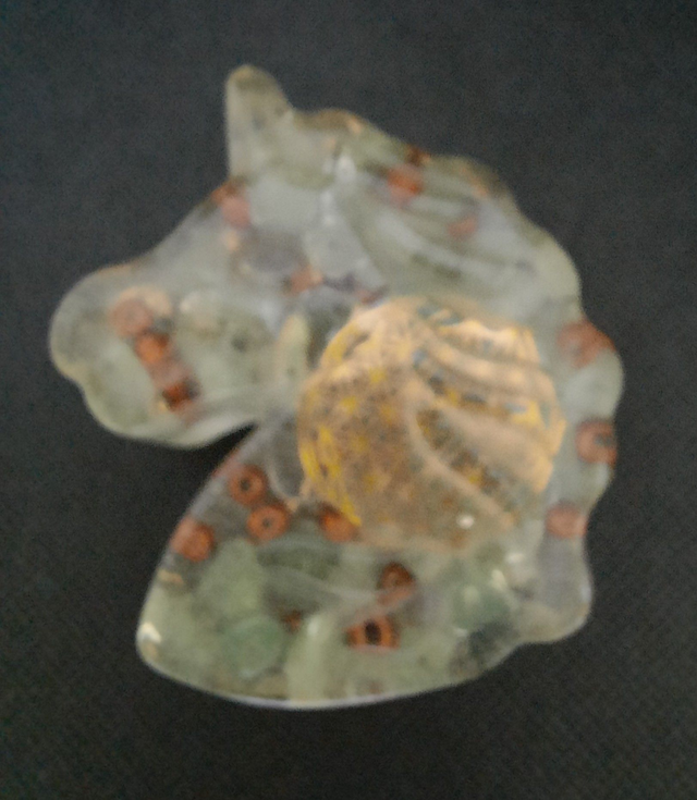 Licorne Orgonite Aventurine verte / Labradorite