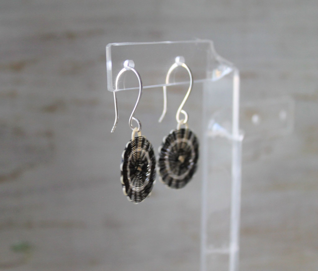 Boucles d'oreilles tissées en crin de cheval