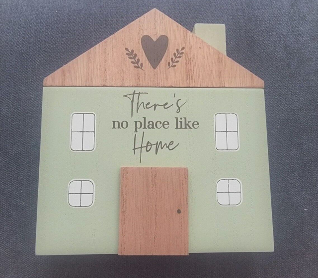Decorative Mini House Plaque Ornament Sentimental New Home Gift