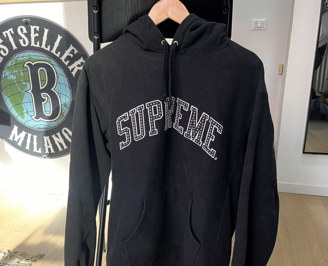 Supreme hoodie star logo size M ore-owned