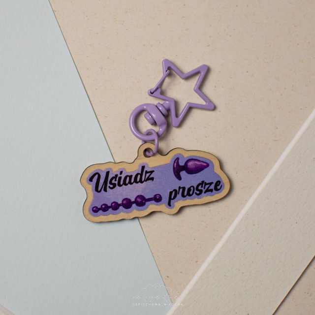 Usiądź proszę | 18+