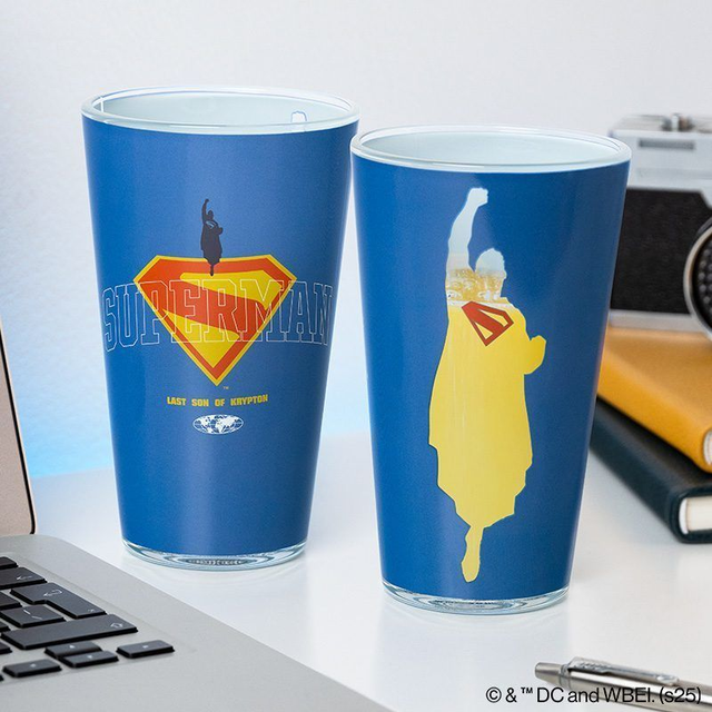 DC Comics: Superman Glass