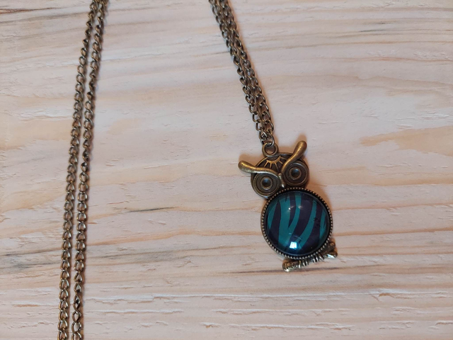 Collier cabochon hibou Rayé vert