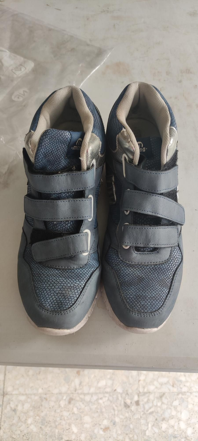 Zapatillas deportivas n37