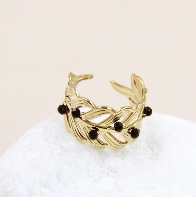 Bague fleur ornée de perle noir