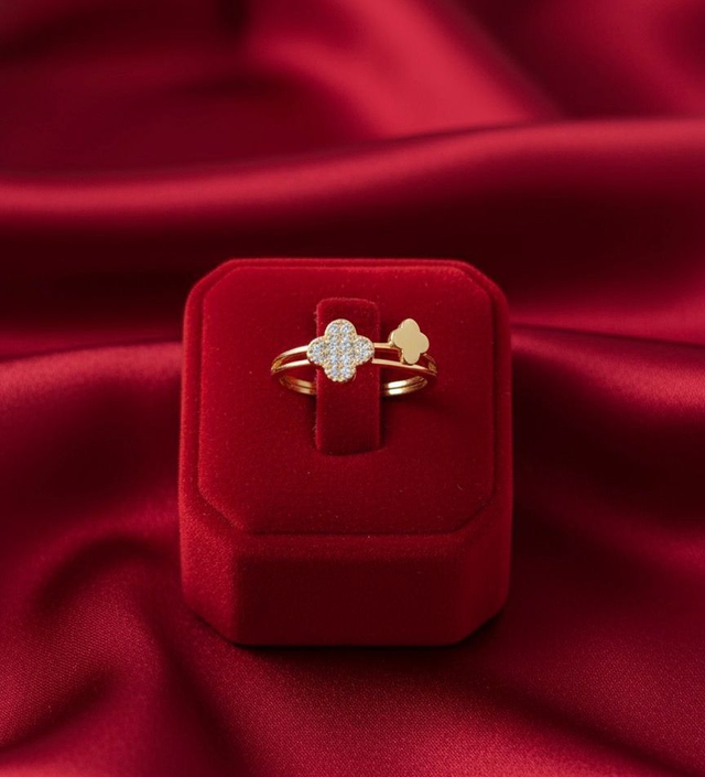 Anel Trèfle Doré