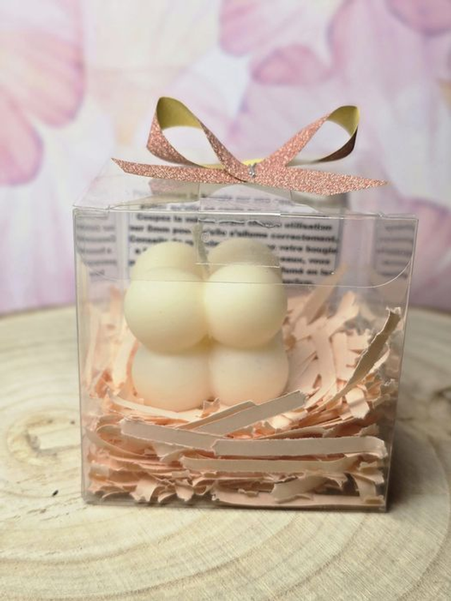 Petite  bougie bubble senteur doux rêves