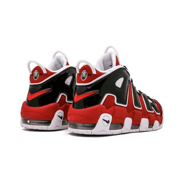 Nike Air More Uptempo (Vendu sans la boîte )