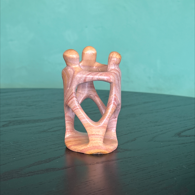 251135 speksteen beeldje  