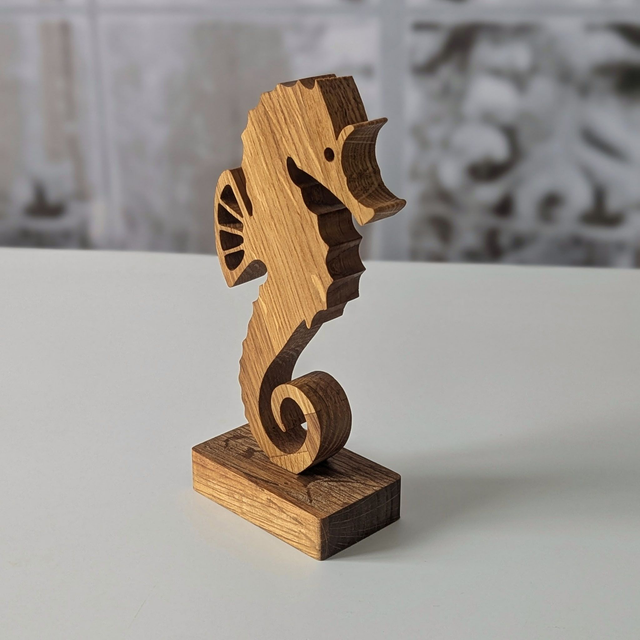 Hippocampe en chêne