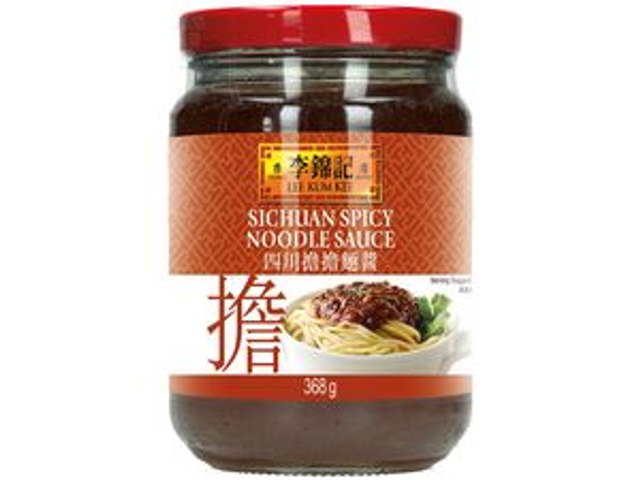 Lee Kum Kee Sichuan Noodle Sauce 368g