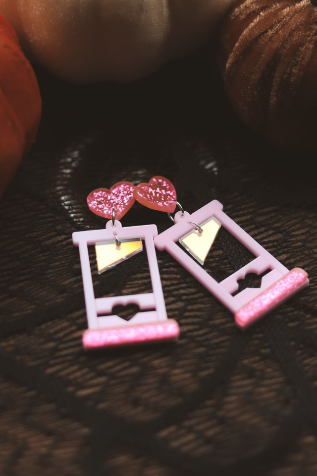 Boucles d'oreille • Guillotine