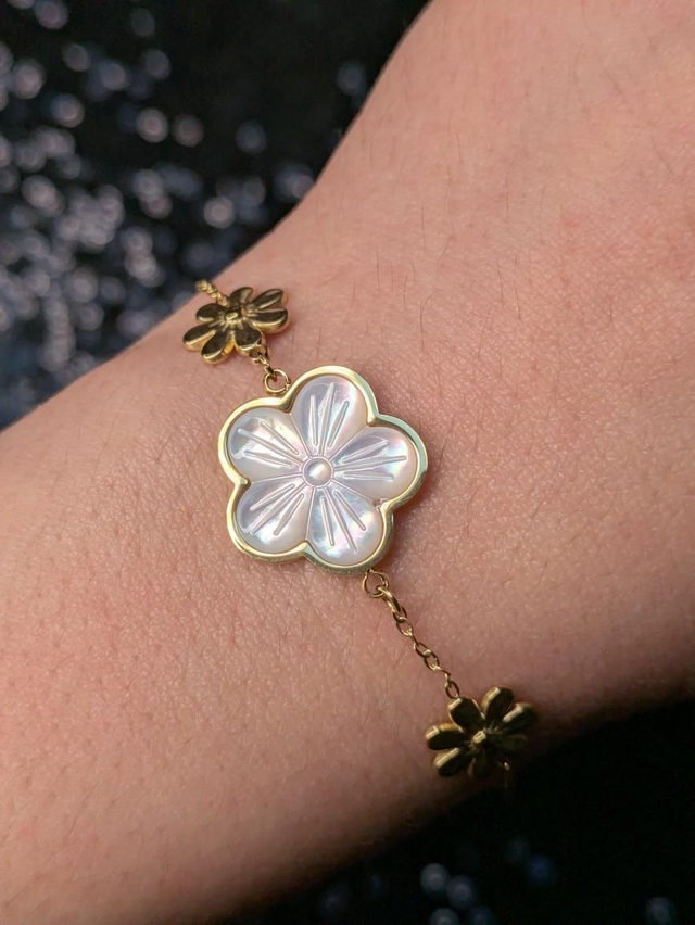 Bracelet nacre fleur triple 