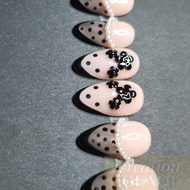 French Petit pois Résille little Amande S sur commande délai de 7jours ouvrable