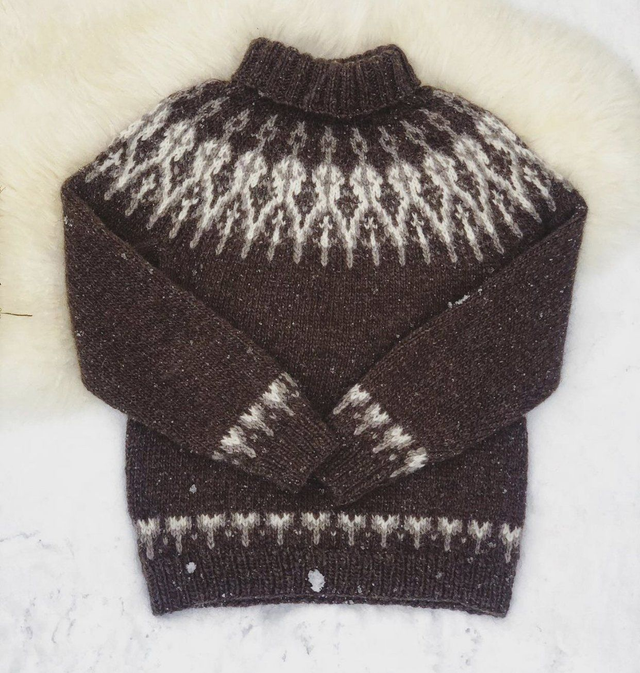 Tusseladd Polar Sweater Kit - Col 03 (Acorn Heather) - Wool &amp; Pattern - Linka Neumann