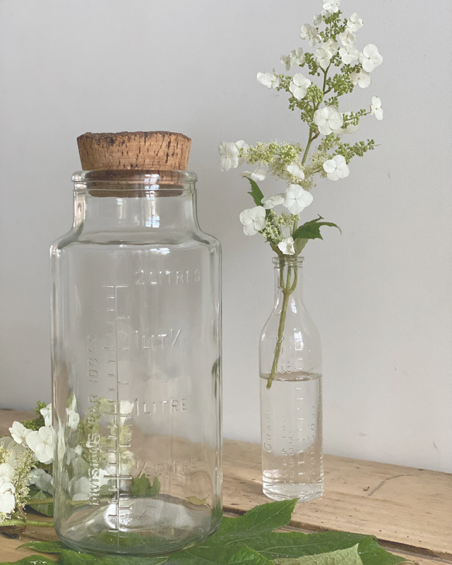 Bocal et Biberon gradués