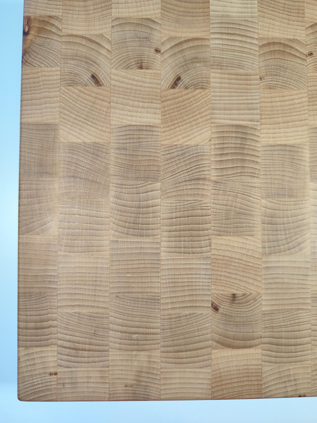 Billot de découpe en hêtre massif – bois debout