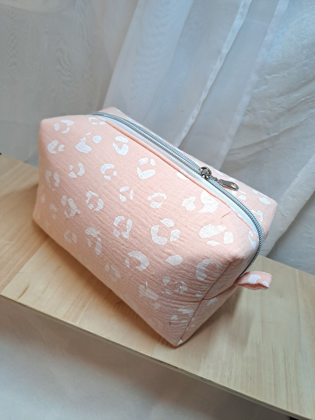 Trousse de toilette simple compartiment    
