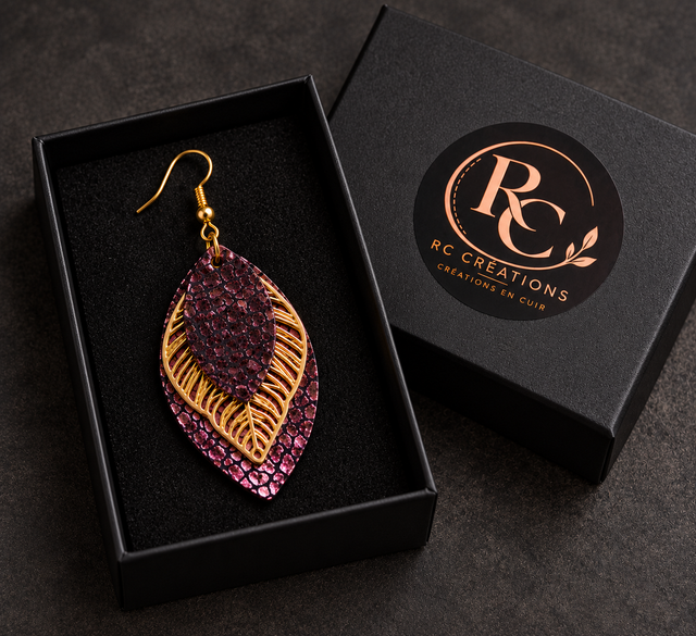 Éclat de Prune – Boucles d’oreilles en cuir scintillant et feuilles dorées