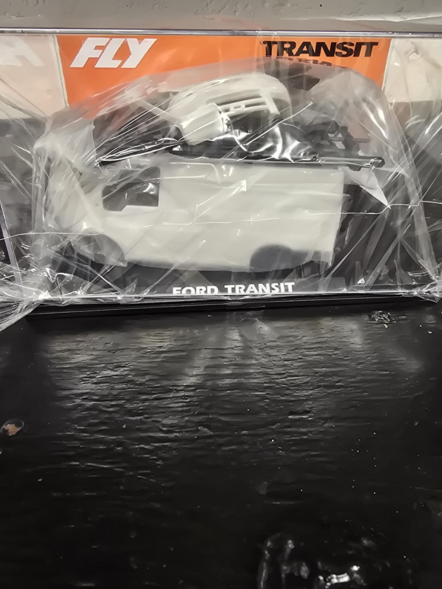 Fly Ford Transit Van - white kit