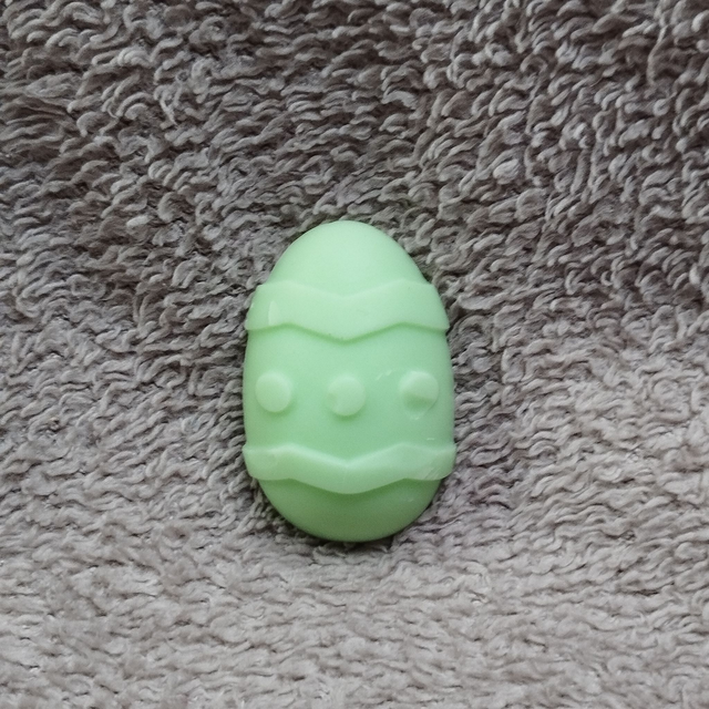 Fondant œuf petit - Cerise noire explosive